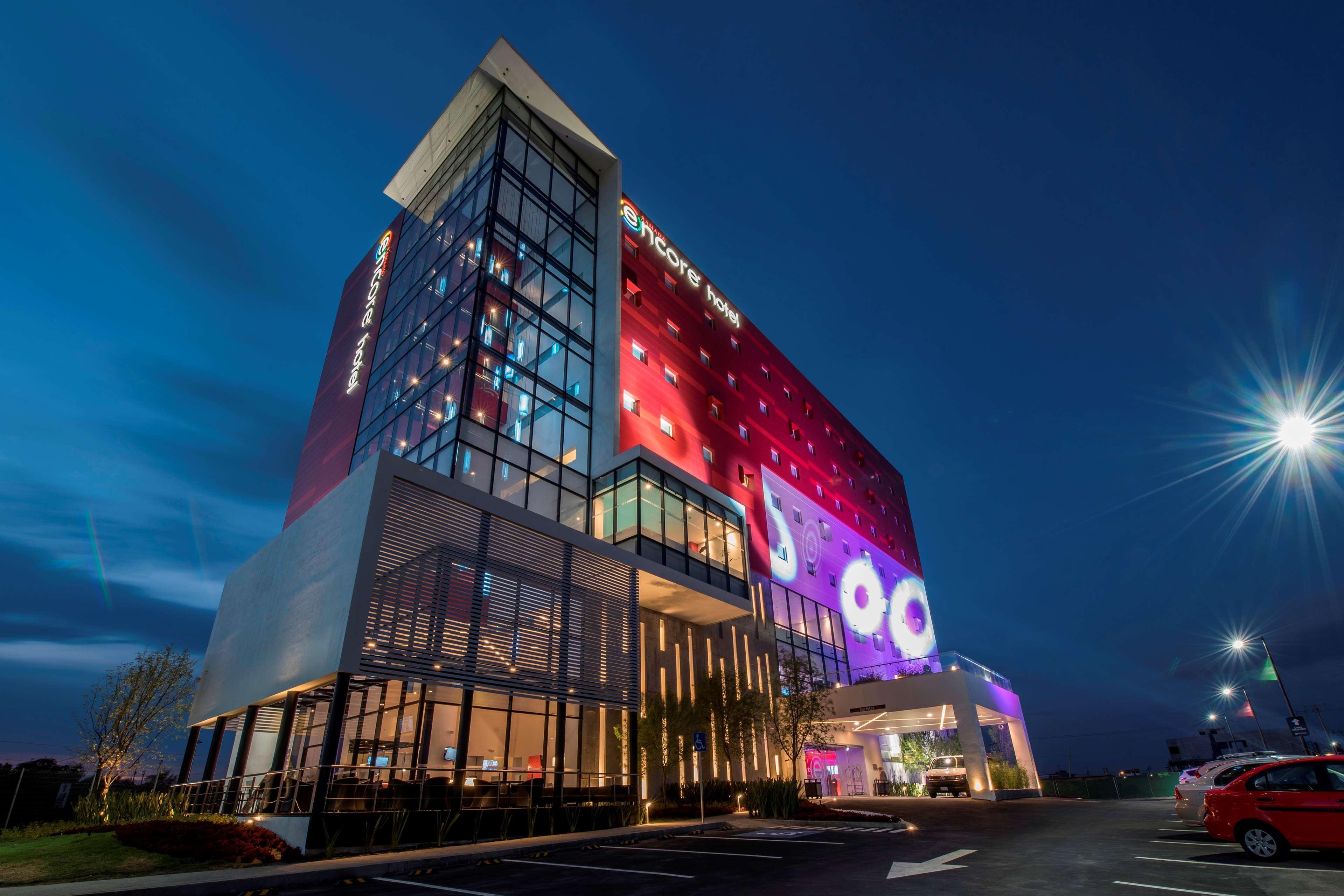 Ramada Encore By Wyndham Aguascalientes Exteriör bild