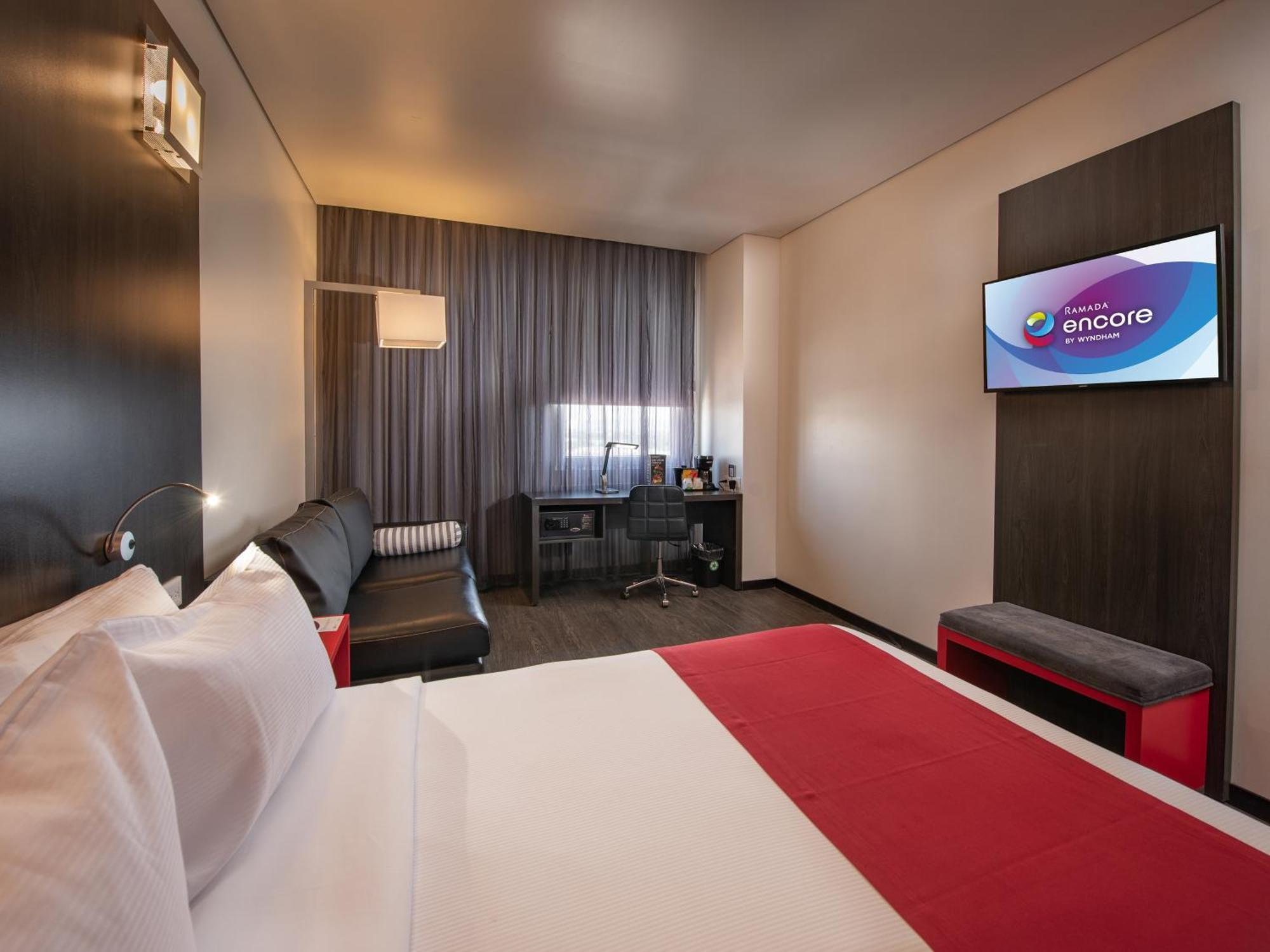 Ramada Encore By Wyndham Aguascalientes Exteriör bild